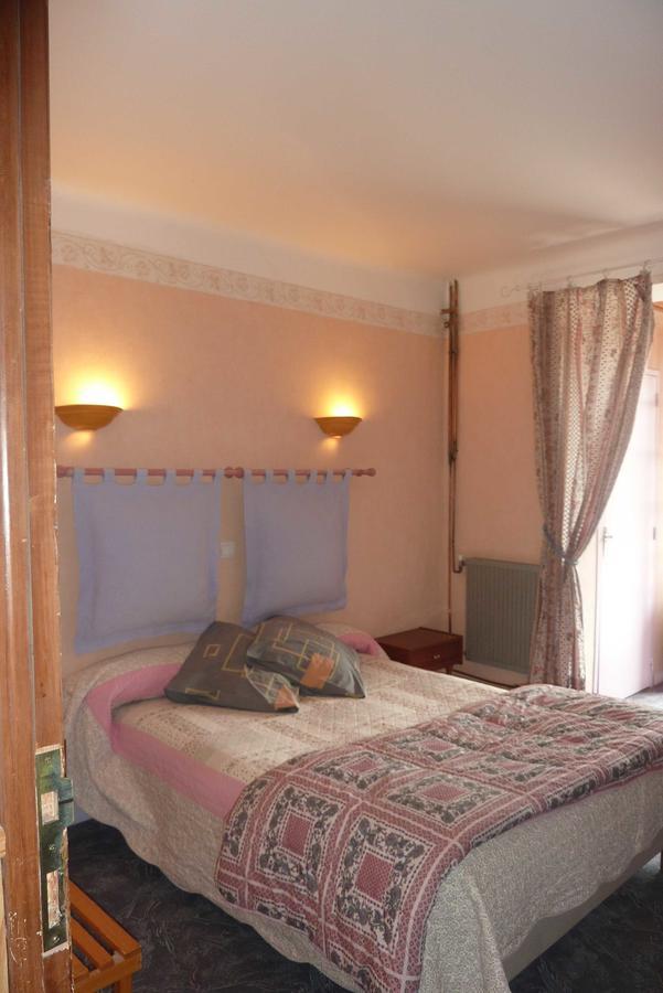 Hotel Font De Lauro Saumane-de-Vaucluse Екстер'єр фото