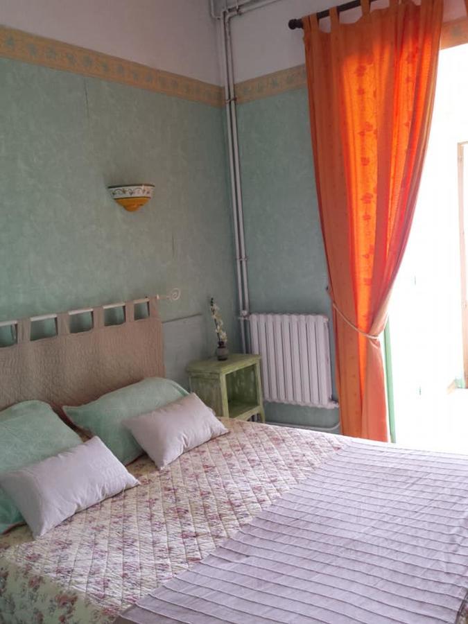 Hotel Font De Lauro Saumane-de-Vaucluse Екстер'єр фото