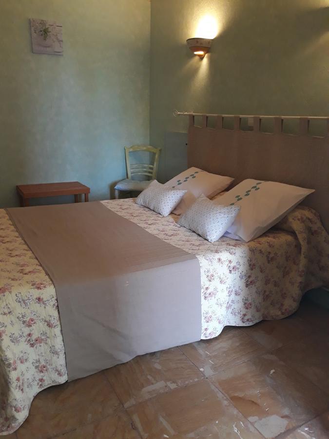 Hotel Font De Lauro Saumane-de-Vaucluse Екстер'єр фото