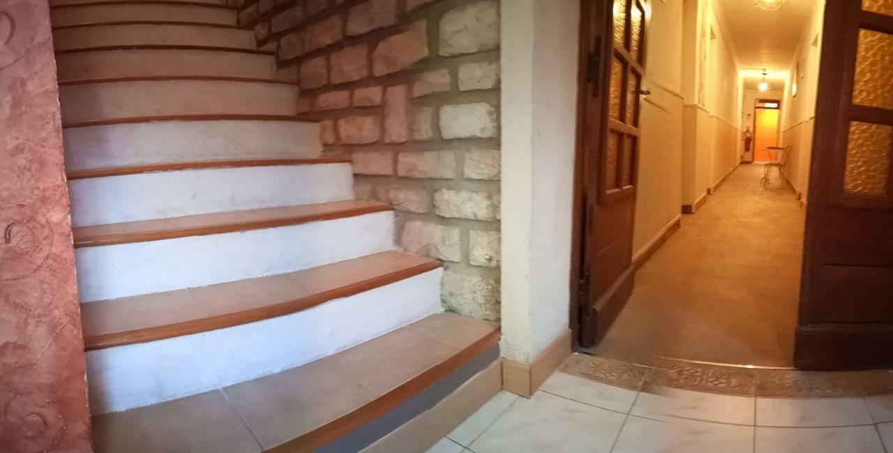 Hotel Font De Lauro Saumane-de-Vaucluse Екстер'єр фото